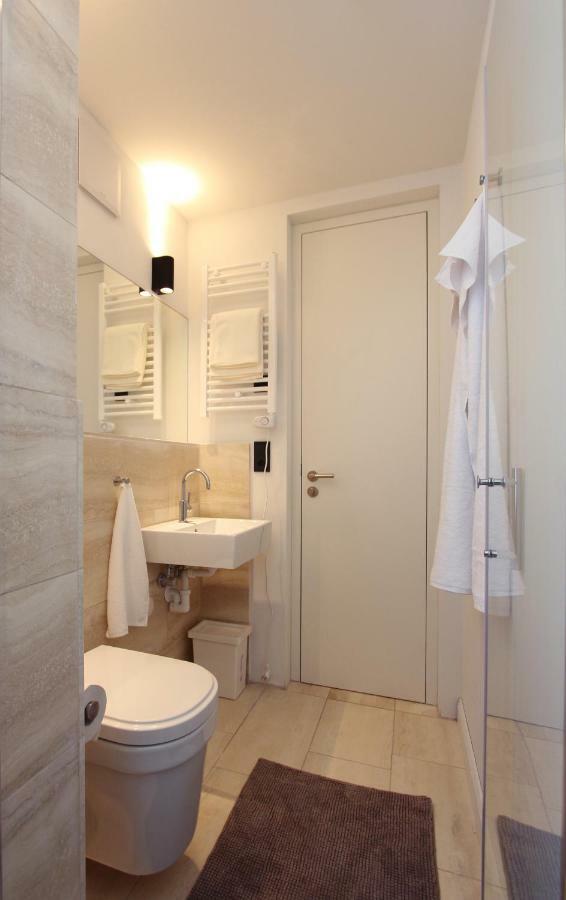 Loft Am See Mit Privatem Badestrand Und Klimaanlage اممنستاد ام بودينسي المظهر الخارجي الصورة