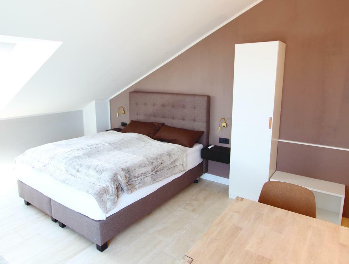 Loft Am See Mit Privatem Badestrand Und Klimaanlage اممنستاد ام بودينسي المظهر الخارجي الصورة